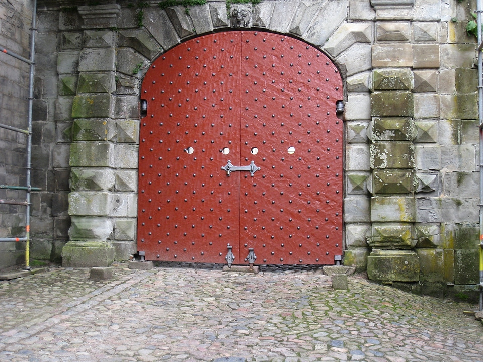 Rivets stone building