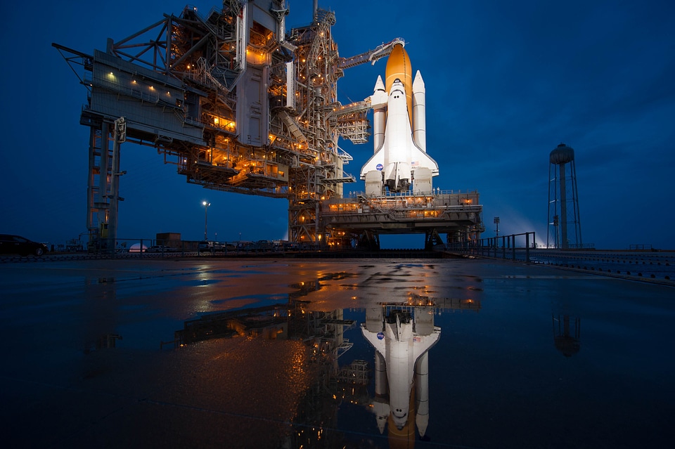 Launch pad ship space