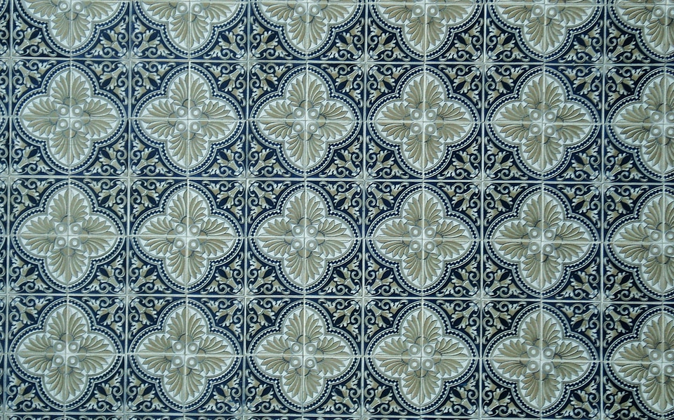 Decorative geometrical craft
