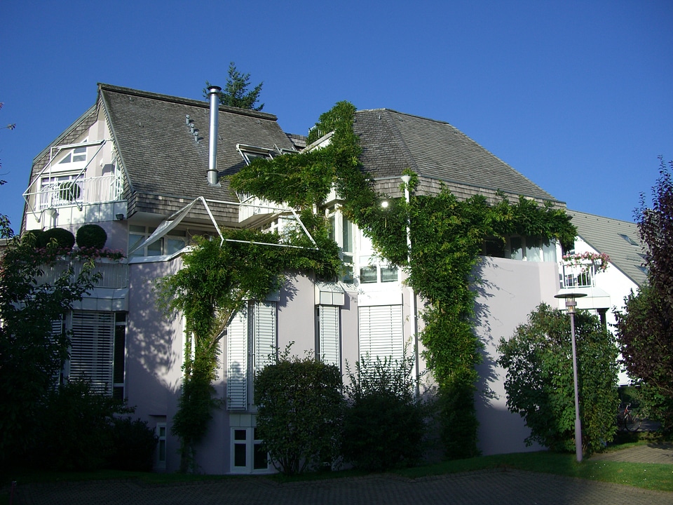 House facade turfed