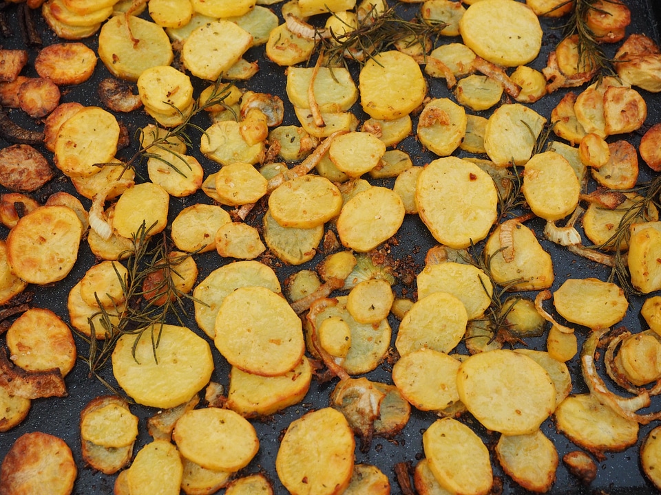 Potato slices kartofellschnitze carve