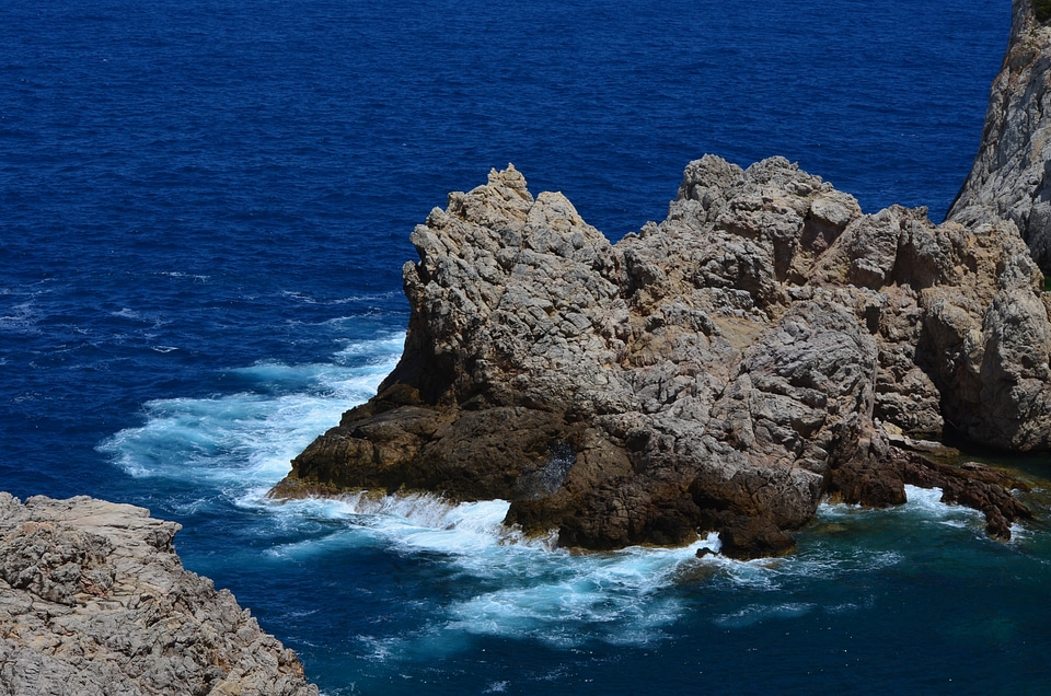 Nature coast seas flow photo