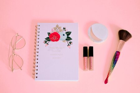 Feminine Notepad photo