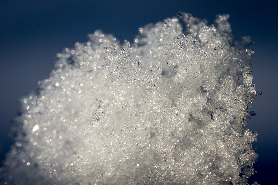 Snow crystal crystal crystal formation