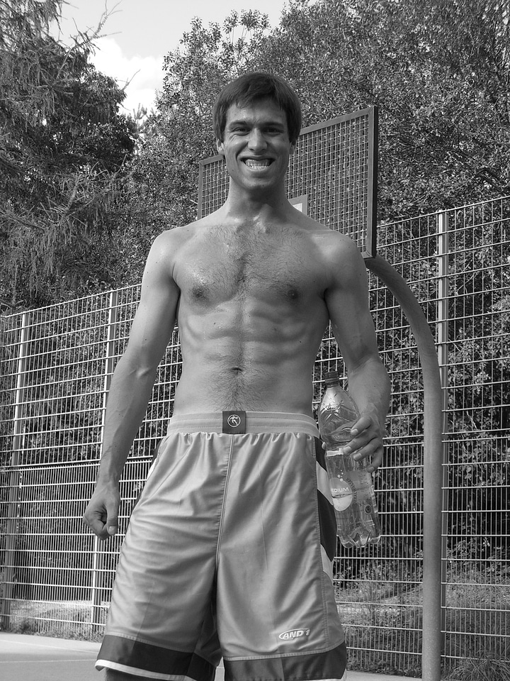 Fitness sport naked