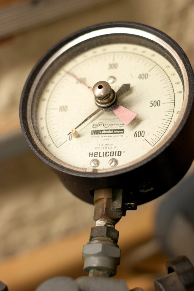 Pressure Gauge