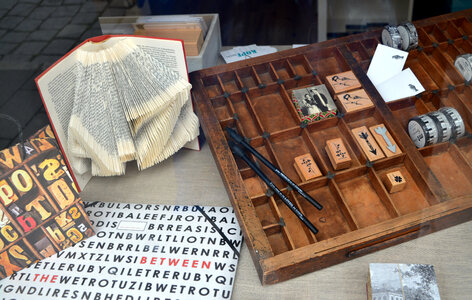 Artist Box