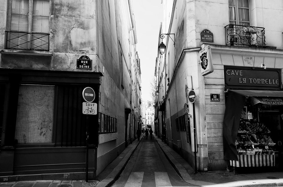 City alley walkway photo