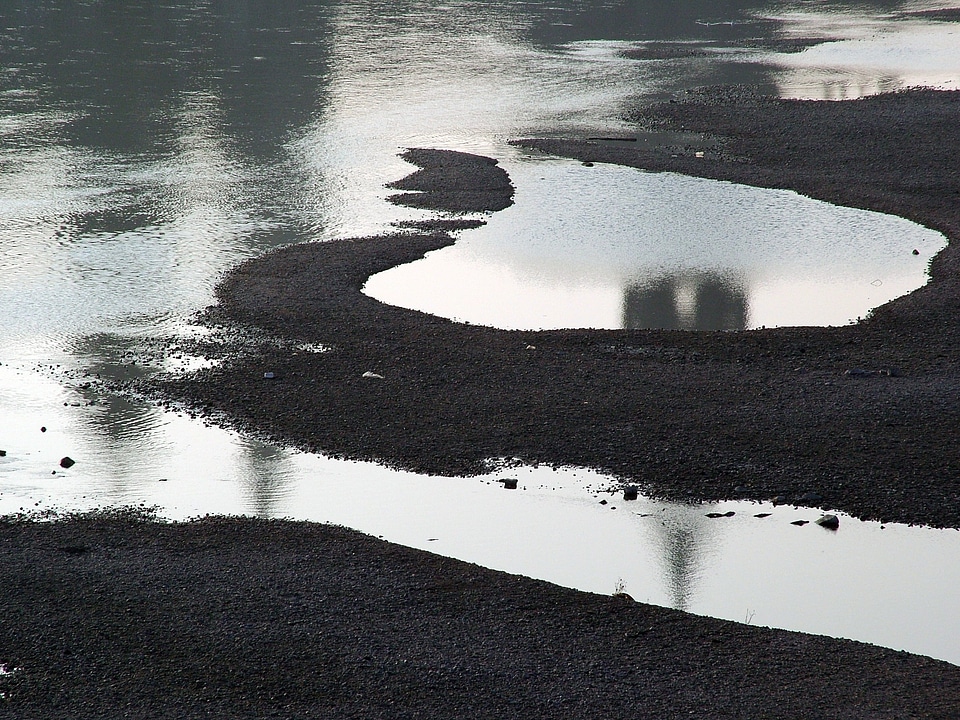 Stones reflection sparkle