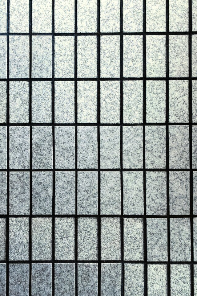 Vertical Gray Stone Tiled Wall