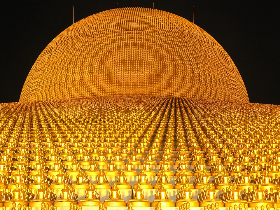 Budhas gold buddhism photo