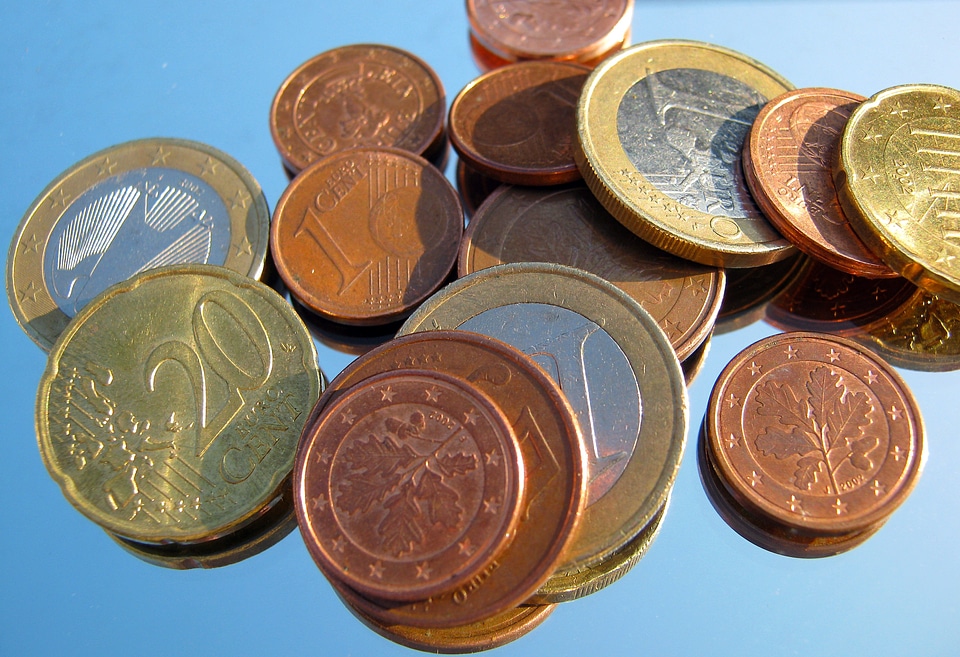 Loose change penny coins