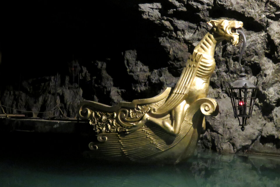 dragon boat in underground lake