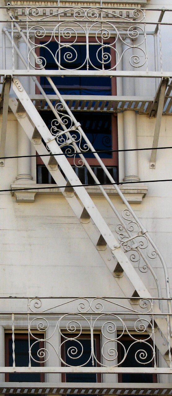 curlicue zigzag