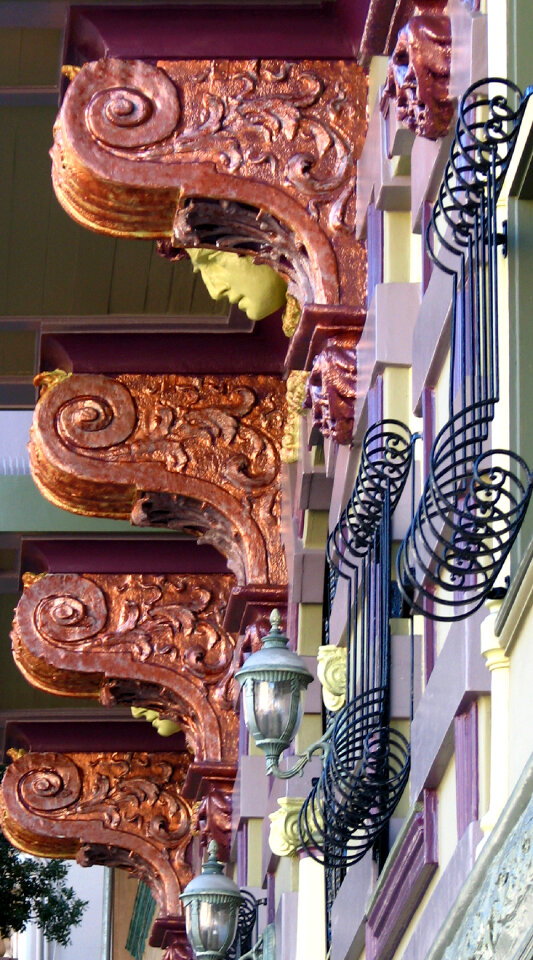 New Orleans balconies