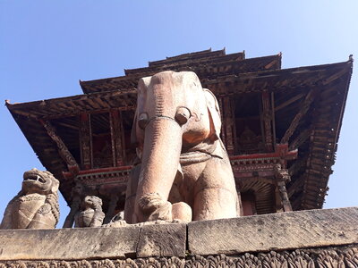 Nyatapola, Bhaktapur, Nepal photo