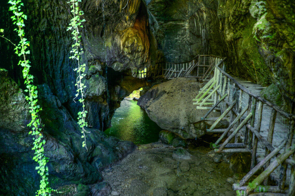 Grotte del Caglieron