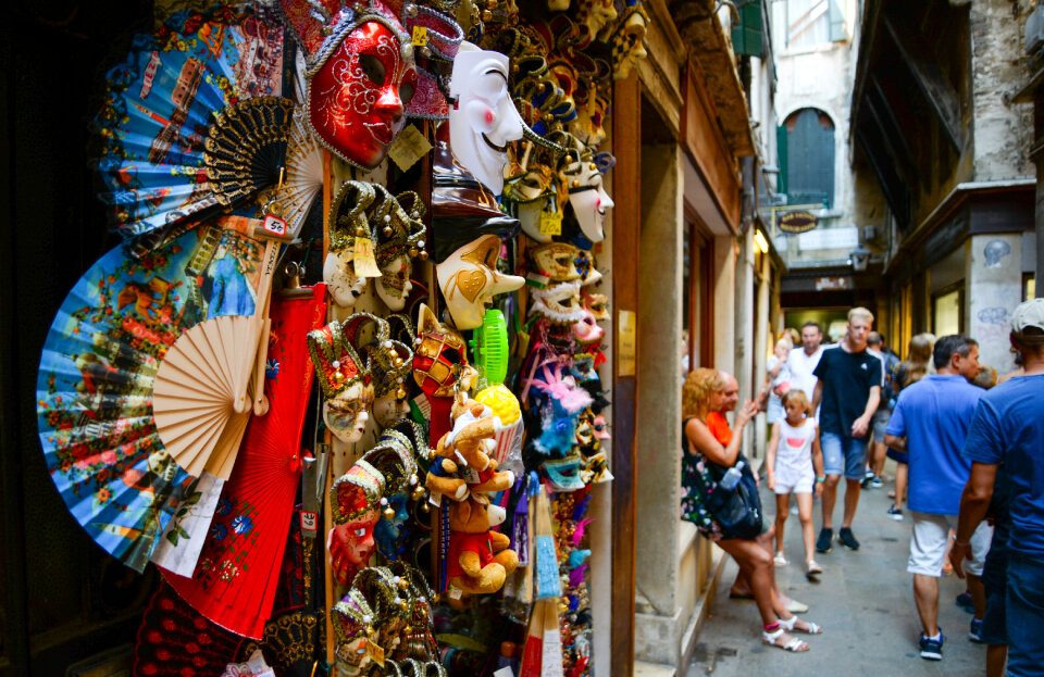 Venice tourist shop