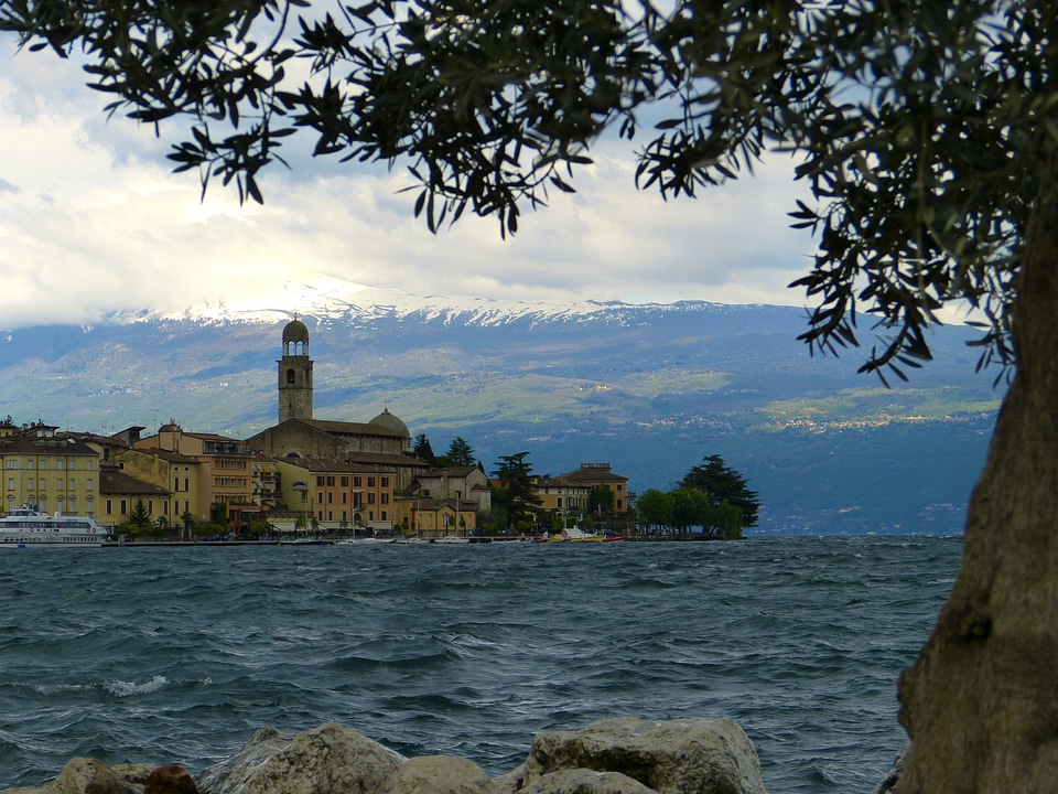Italy garda promenade