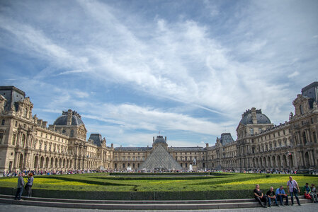 Louvre - Paris photo
