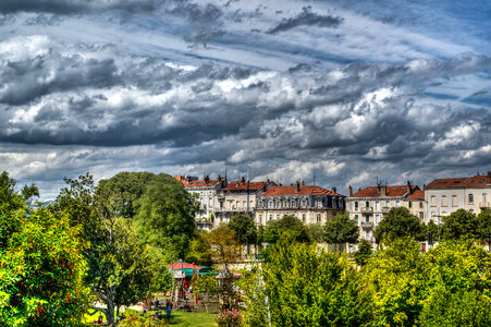 Valence downtown