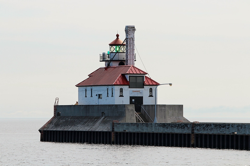 Outer light pier canal park