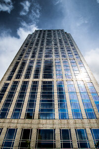 Symmetric building