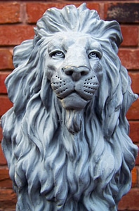 Stone animal feline