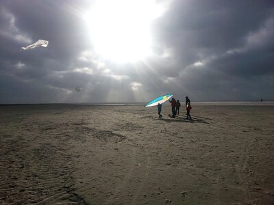 sunny kites photo