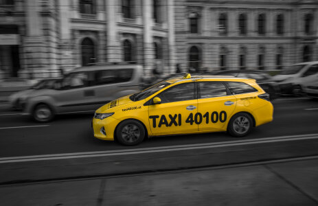 Yellow taxi photo