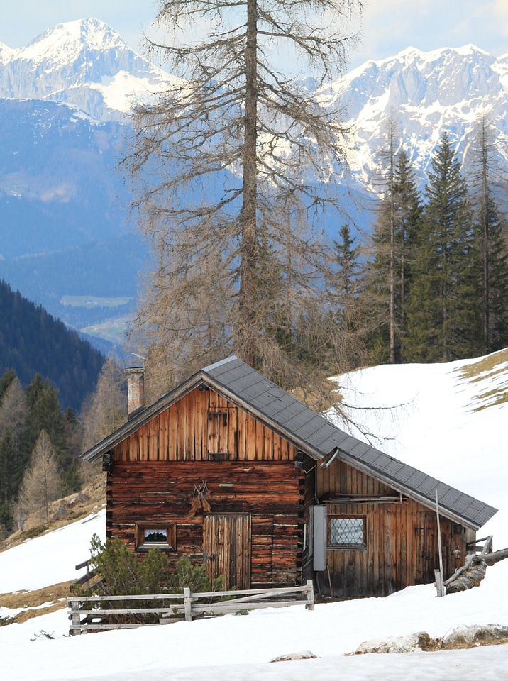 Building landscape wintry photo