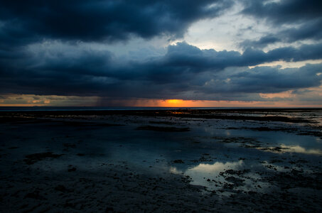 Rainy clouds at Gili