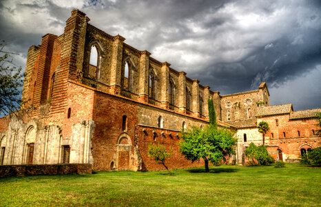Abbey ruins photo