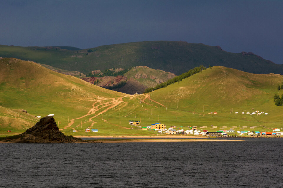 Lake Terkhiin Tsagaan Nuur