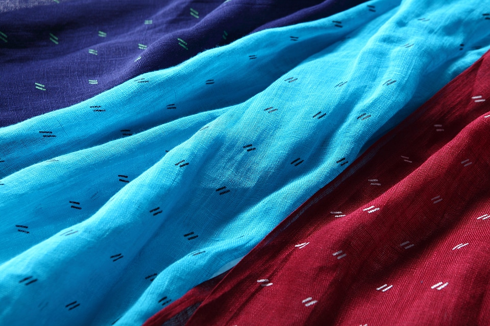 Light blue red flax