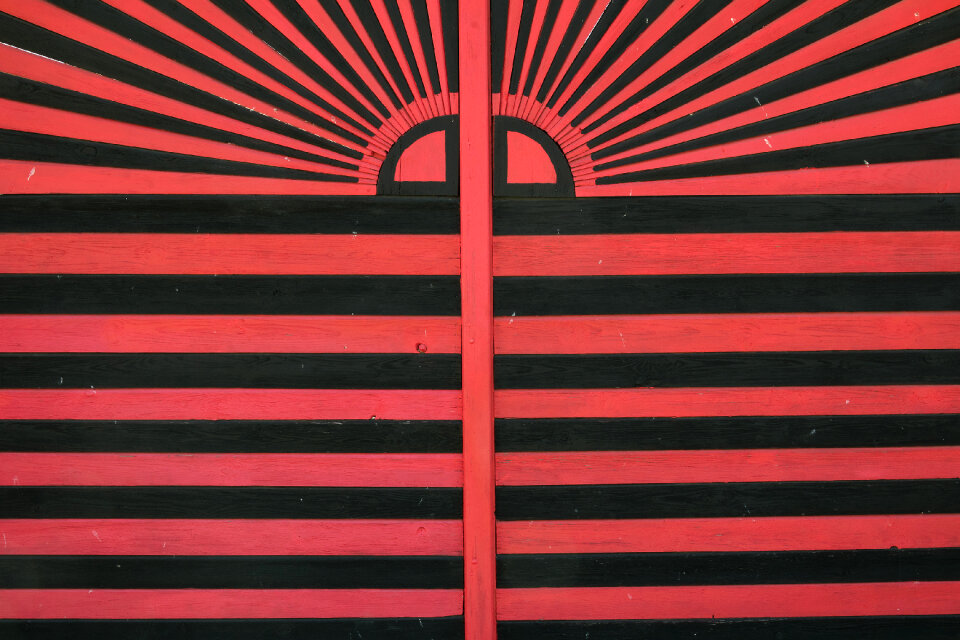 Red wooden gate pattern
