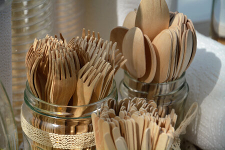 Wooden cutlery photo