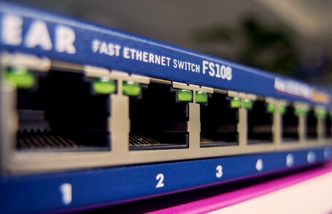 Ethernet Swich photo