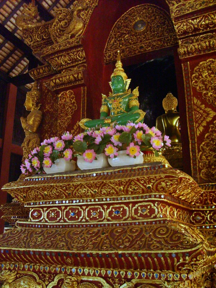 Emerald Buddha photo