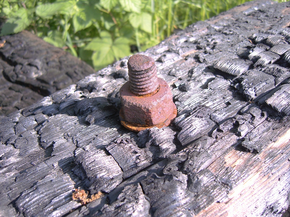 Burned screw thread