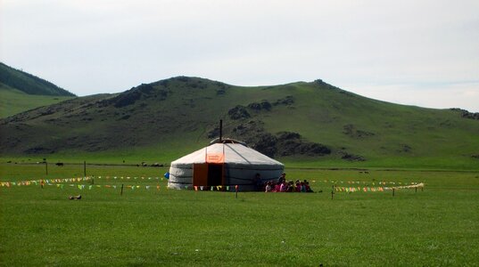 Mongolian yurt – nursery photo