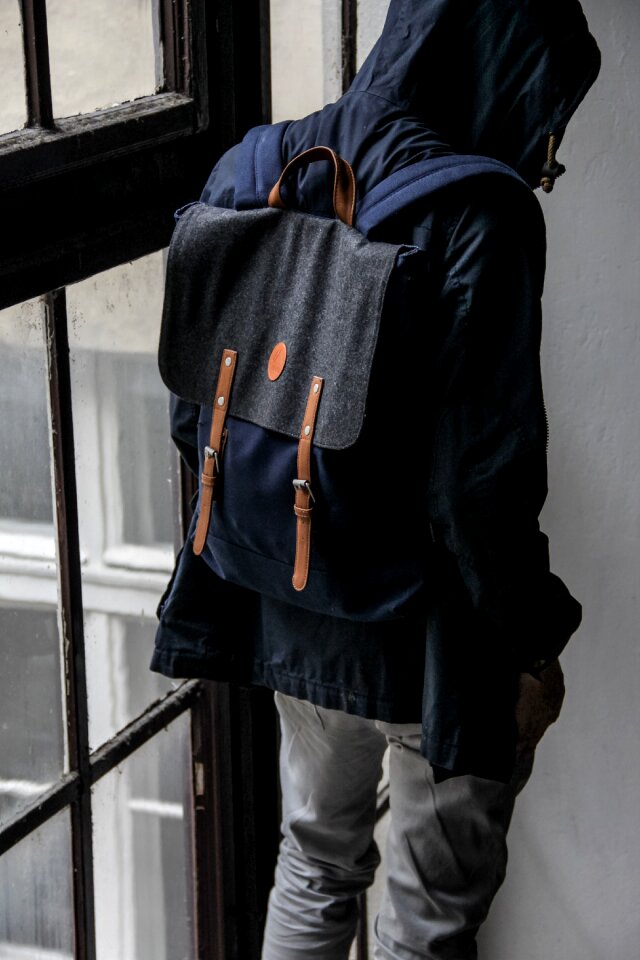 2 fashion accessories Casual style urban