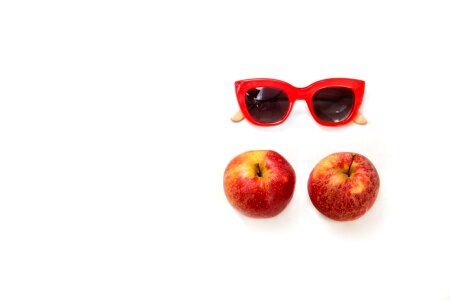 3 Red is the new black womens fashion sun glasses photo