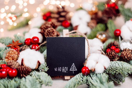 Christmas spruce decoration with a blackboard clamp 4
