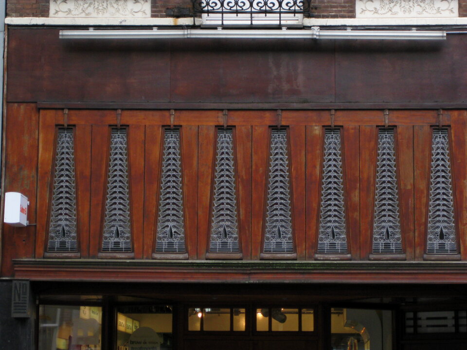 Wooden geometric decorative panels