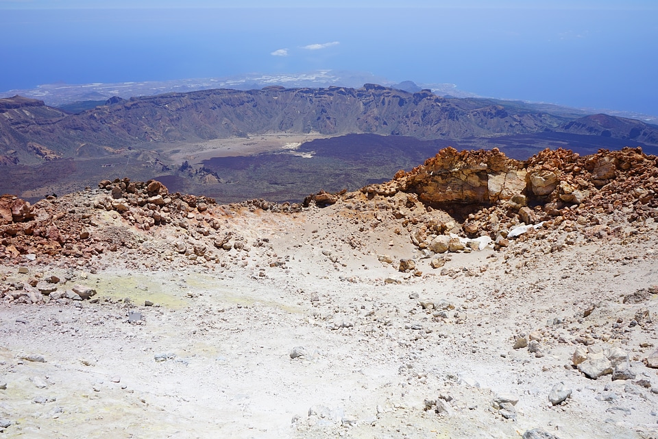 Volcanic crater crater volcano