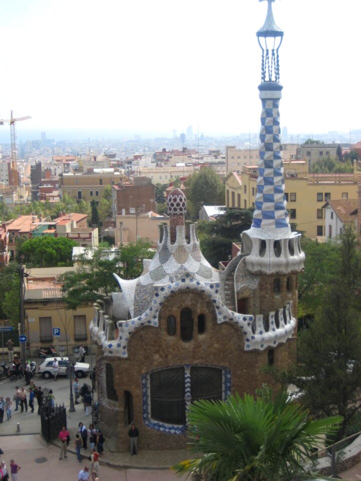 Entrance house in Guell Park