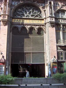 Parisian arcade Parisi Udvar