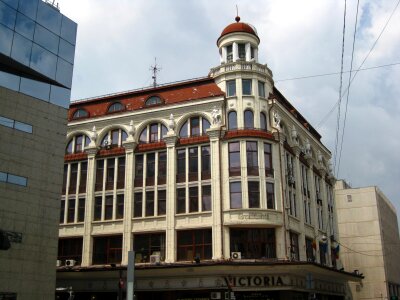 Victoria store