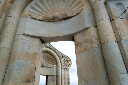 Florence Dome lantern buttresses